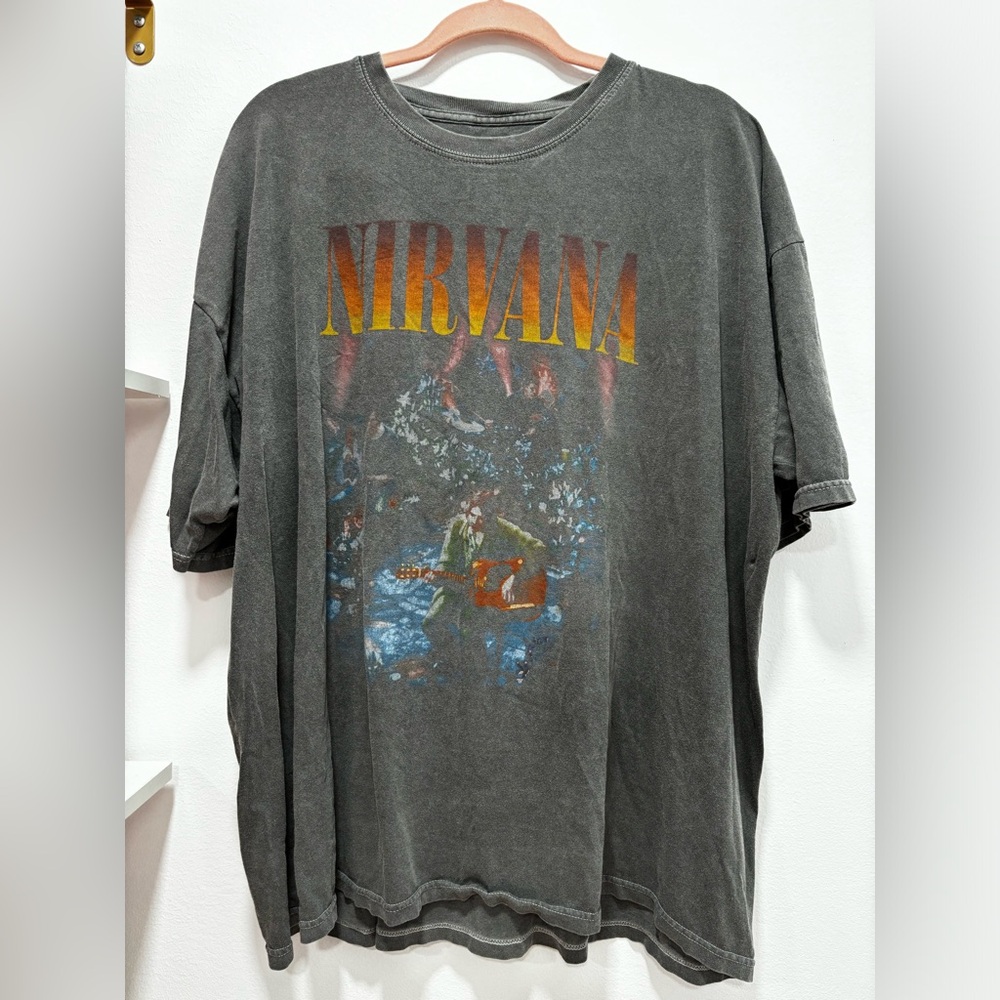 Grey Nirvana logo Tshirt